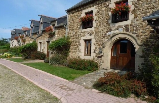 Self catering La Julerie for 8 people