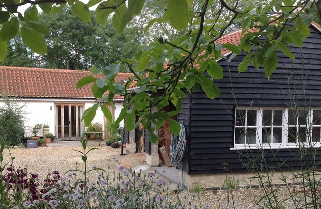 Self Contained Cottage In village just 5 miles from central Cambridge