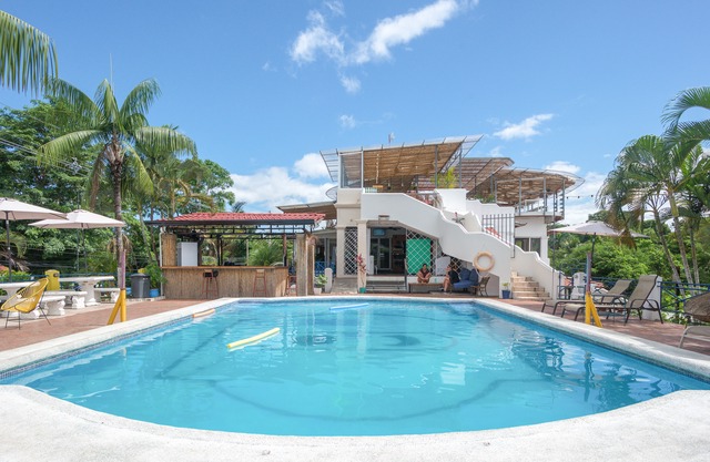 Selina Manuel Antonio 