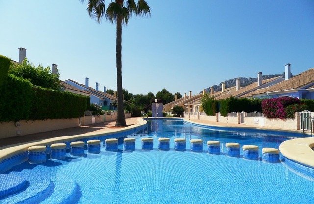Semi-detached bungalow OASIS PARK ROSA in Vergel near Denia