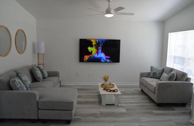 Seminole Hard Rock Casino, Ybor City Tampa 3 Bedroom Home