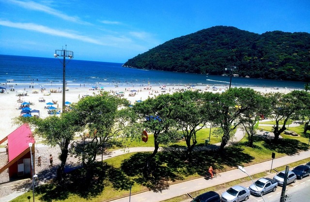 SENSATIONAL - HIGH DETACHED FRONT OF THE SEA