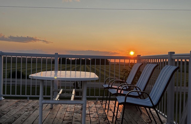Serendib By St Peters Bay. (Three Bedroom Rustic Cottage)