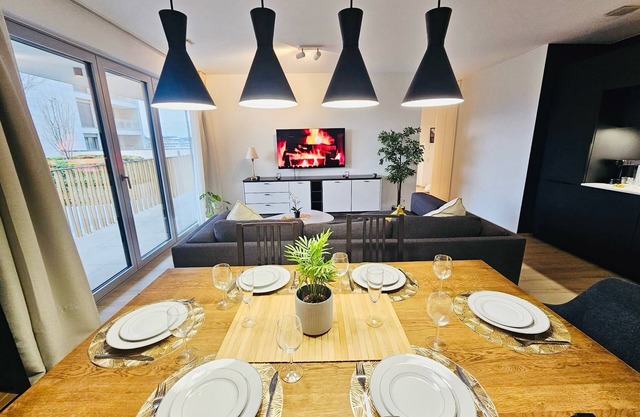 Serene 2 bedroom flat with terrace