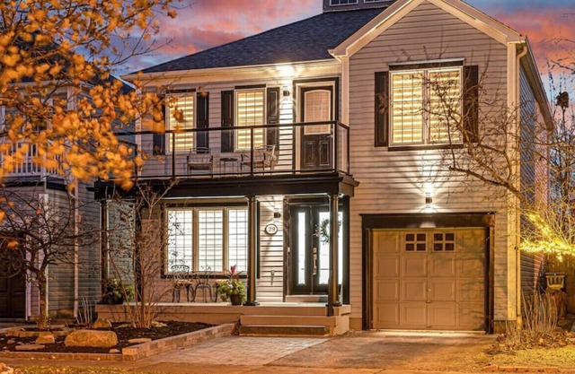 Serene 4BR Oasis Nearby Restaurants 2 WFH Setup