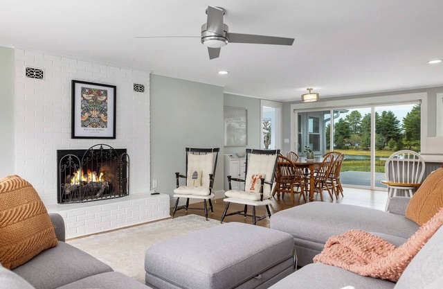 Serene & Family Friendly WaterView House, Hot Tub, 2 Living Areas!