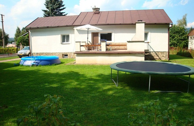 Serene Holiday Home in Mladé Buky with small pool, Trampoline & Skiing Nearby