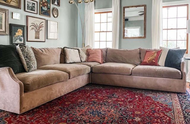 Serene Stay With Amazing Mountain View Near Park