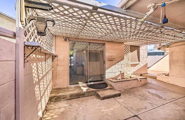 Serene Studio Near Lake Mead, Hiking & Dining