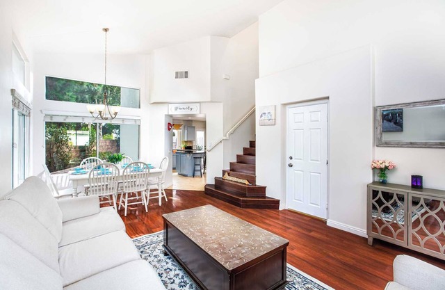 Serene Summer Retreat in the Heart of Towergrove - Perfect for Families #41276