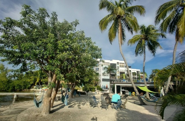 Serene Sunsets Await - Tropical Island Getaway Without The Extensive Travel