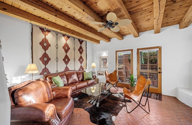 Serenidad - Walk Everywhere, Kiva Fireplace