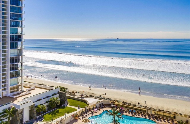 Serenity At The Beach In Coronado Shores