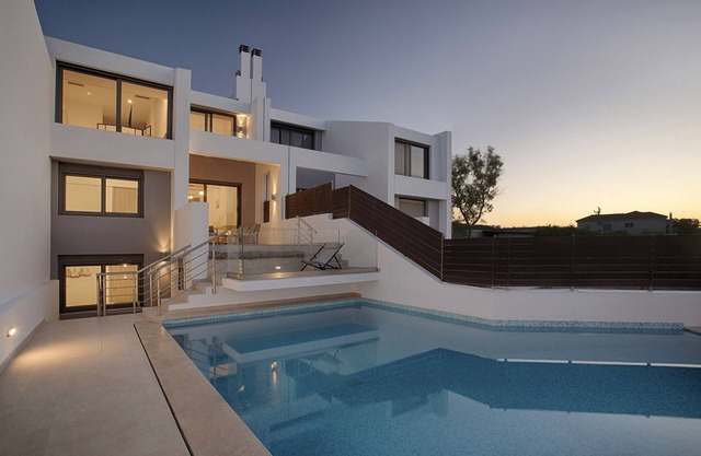 Serenity Villa-Luxurious villa in the heart of Ancient Corinth with private pool