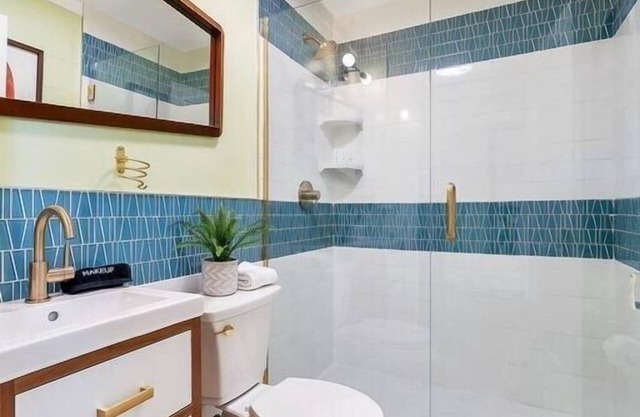 Seriously 60s Room #2 @ Retro Boutique Motel