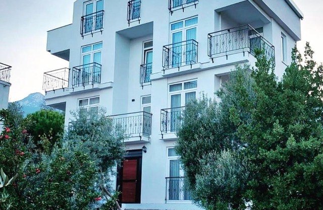 Seron Mountain House