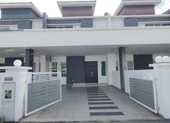 Setia Home Sitiawan KTV 12+4 Pax