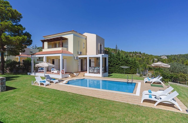 Seven Springs Ermis Villa