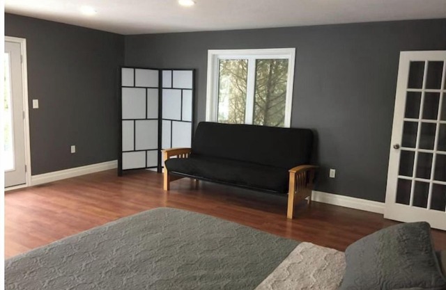 Severn River Serenity: Pet Friendly Family Cottage