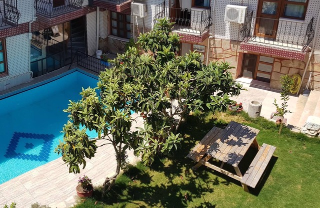 Sezgin Boutique Hotel TripleRoom A/C,TV,fridge,pool,garden,free wi-fi & car park