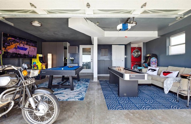 SF Coast Work/Play/Hike + HotTub