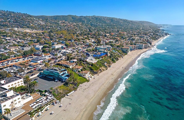 SH 1 Ocean View condo, walk to Main Beach