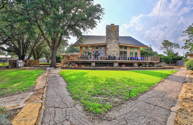 Shady Oaks Lake Coleman Retreat