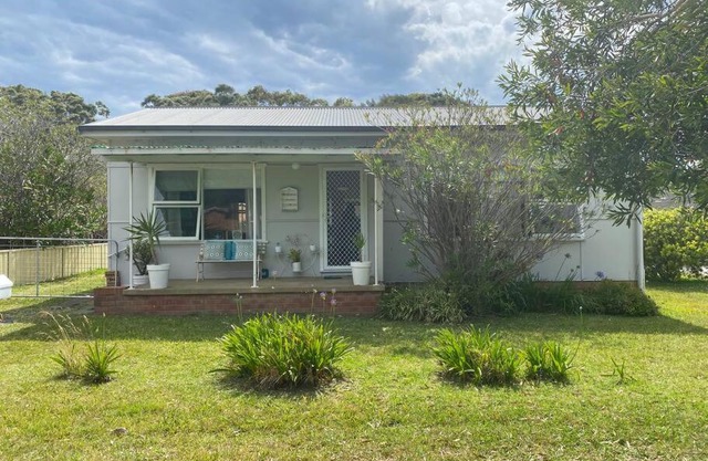 Shalom Beach Cottage - Free Wifi - 300m to beach