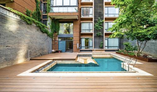 Shanghai Beach Garden Apartment