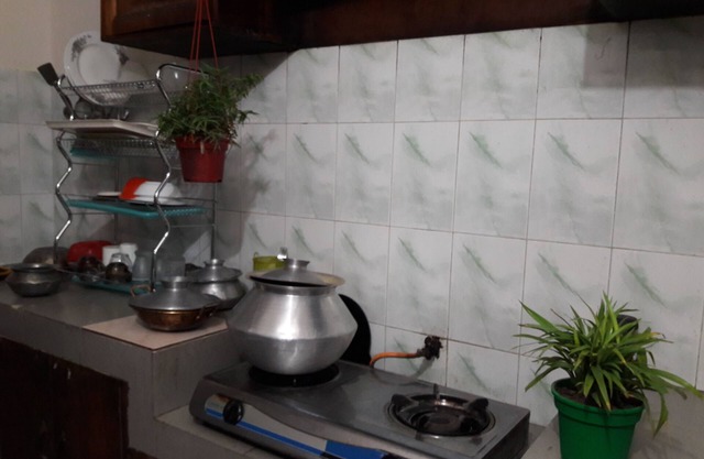 SHARE ART HOUSE bed rooms and gallery