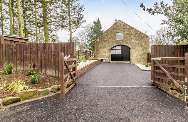 Shawdon Hill Coach House