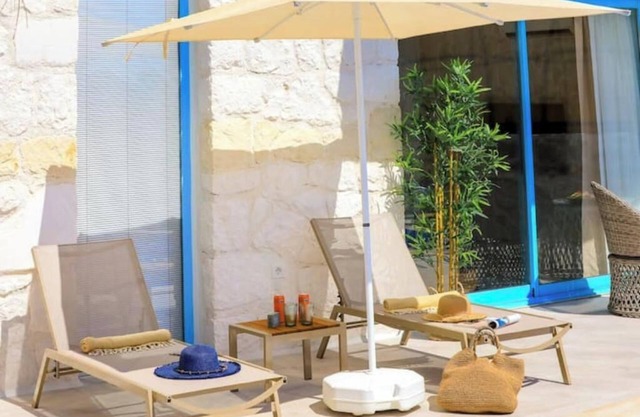 Sheltered villa with sauna and pool
