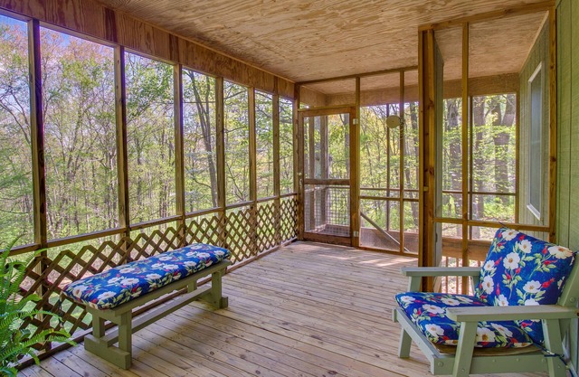 Shenandoah National Park: Cabin w/Patio!