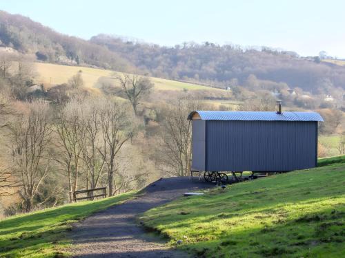 Shepherds Hut Slad Valley Cotswolds
