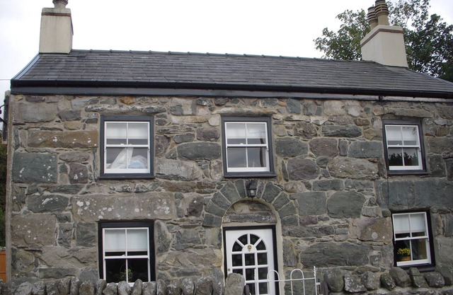 Ship Cottage, Llanrug, Snowdonia