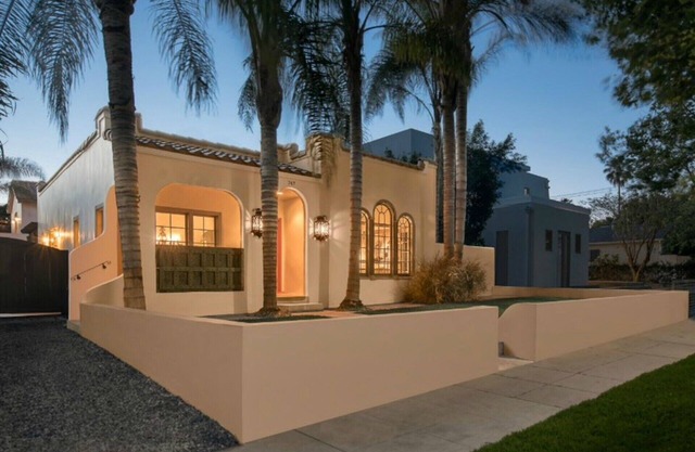 Shop & Dine just steps away from stunning Spanish home and designers Oasis
