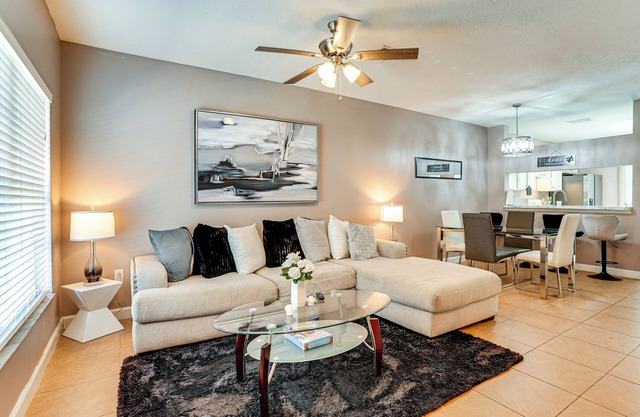 Shop, Golf & More: Family Retreat in Wesley Chapel