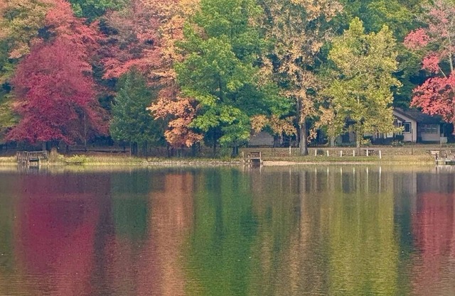 Shore Haven :Apple Picking, Hiking, and Lakeside Fires This Fall!