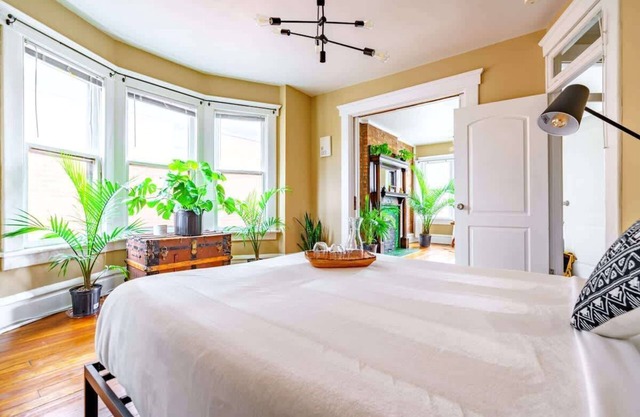 Short North - King Bed - Convention - Parking Free