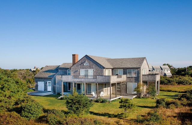 Short walk to best beach in Nantucket - great family house