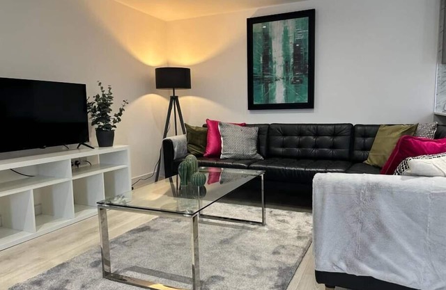 Shrewsbury House, 3 En-Suites