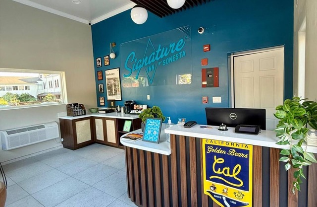 Signature Inn Berkeley