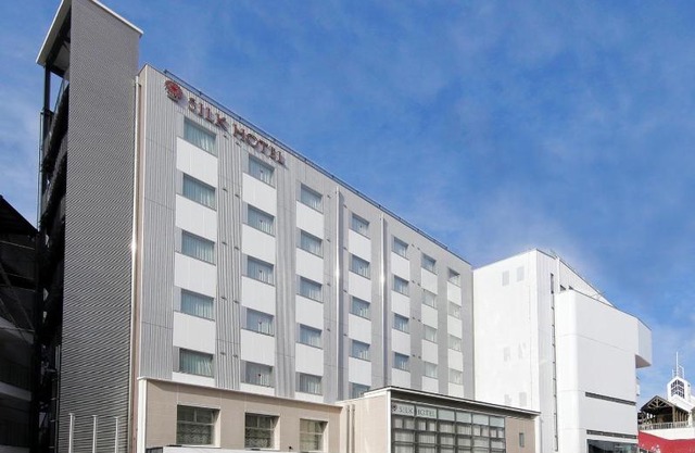 Silk Hotel