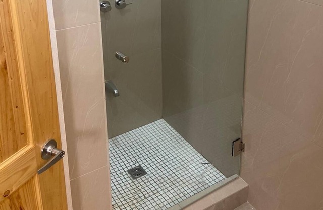 Simple Studio Suite short walk to the beach, Clean and Easy