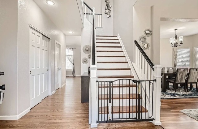 Single Family Near Denver Large home 5bed/4bath. Pet friendly