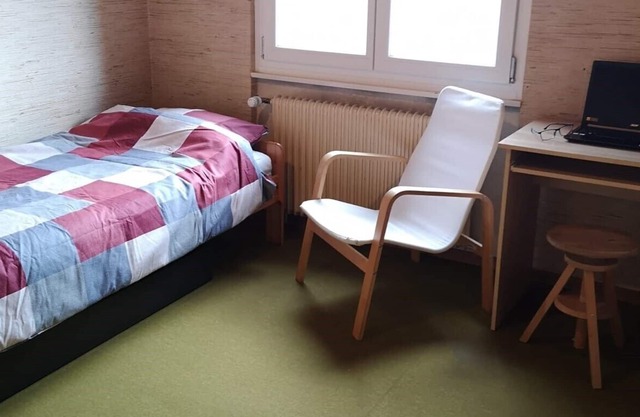 Single Room in Shared House in quiet village, Gruyeres. Fribourg Region.