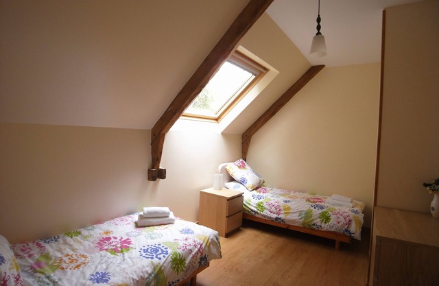 Single room-Standard-Private Bathroom
