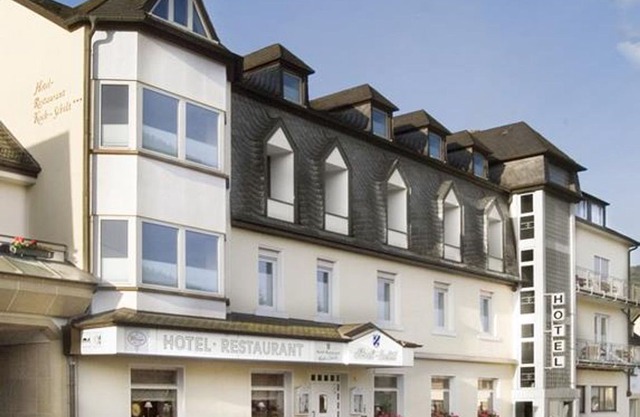 Single room HP standard shower / WC - Hotel Koch-Schilt