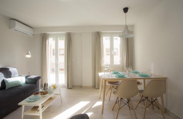 SingularStays Calderon