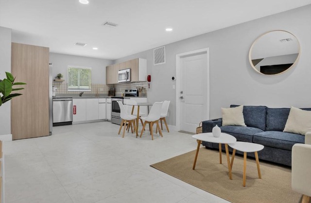 Sistrunk Shades Villas #1 - Brand New Townhomes Downtown Fort Lauderdale